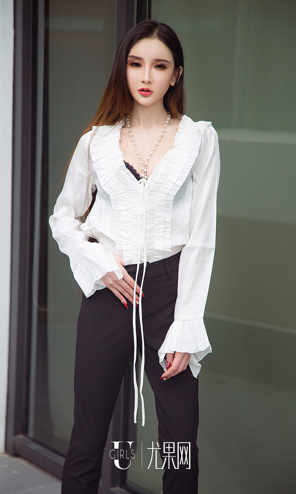 [爱尤物]2018APP NO.1238 阿依努尔瓦娅一优雅冷美人